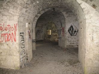 Werk XXXIV Doppelcarponniere von Innen